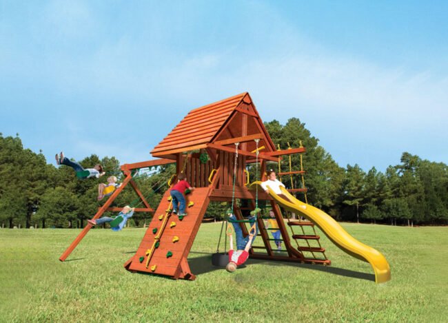 Lion's Den Combo 2 with Wood Roof