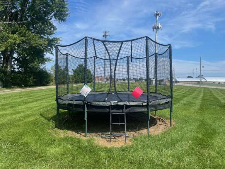 Red Tag Display - 14' Double Bounce