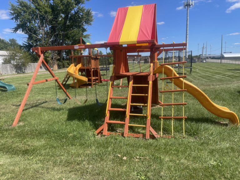 Display Clearance - Lion's Den (Pg. 63)