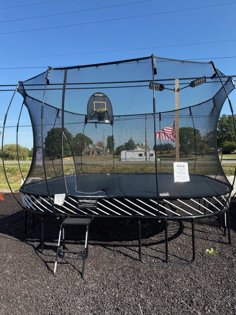 Display Clearance - S155 13' x 13' Jumbo Square