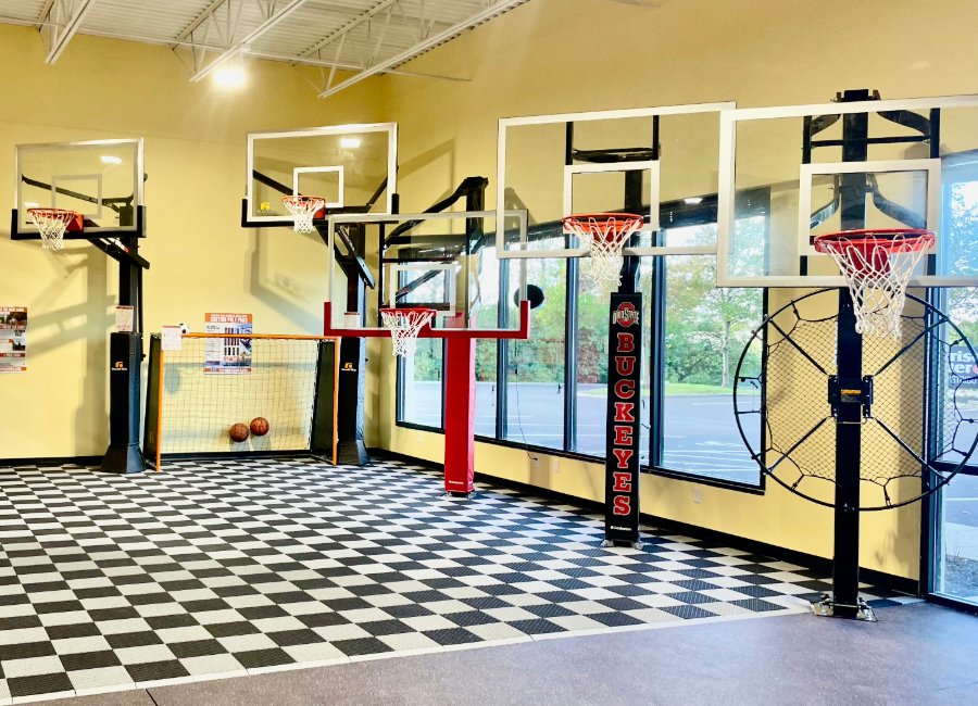 1 - Hoops